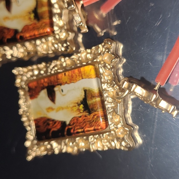 Golden Tears ❤️ Earrings - Picture 4 of 7